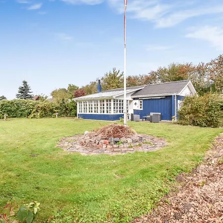 Nice In W/ 3 Bedrooms Semesterbostad Assens